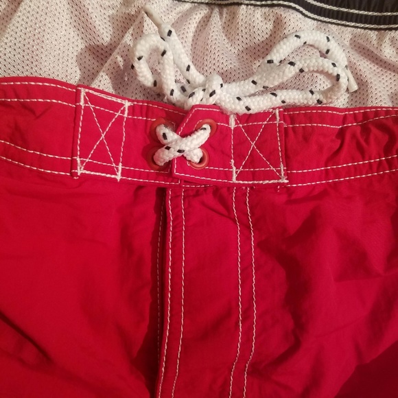 Lands' End Mens Solid Volley Swim Trunks Red - Picture 2 of 8